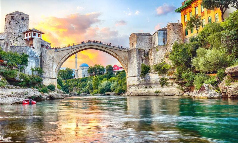 VİZESİZ BAŞTANBAŞA BALKANLAR A JET HAVAYOLLARI ile Her Cumartesi Kesin Hareket Seyahat Sağlık Sigortası Hediye